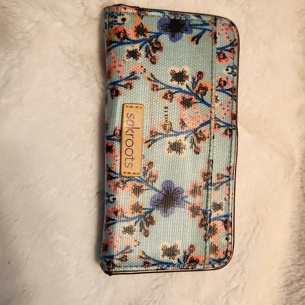 Sakroots wallet light blue